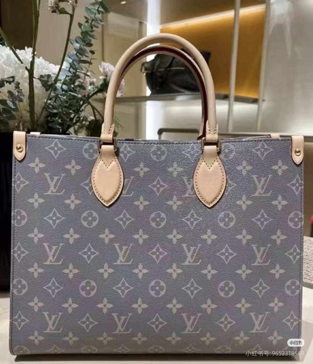LV Master
36 CM
For Price 👇 WTSP Text Zain 0568585901

Zain10
♥️♥️♥️