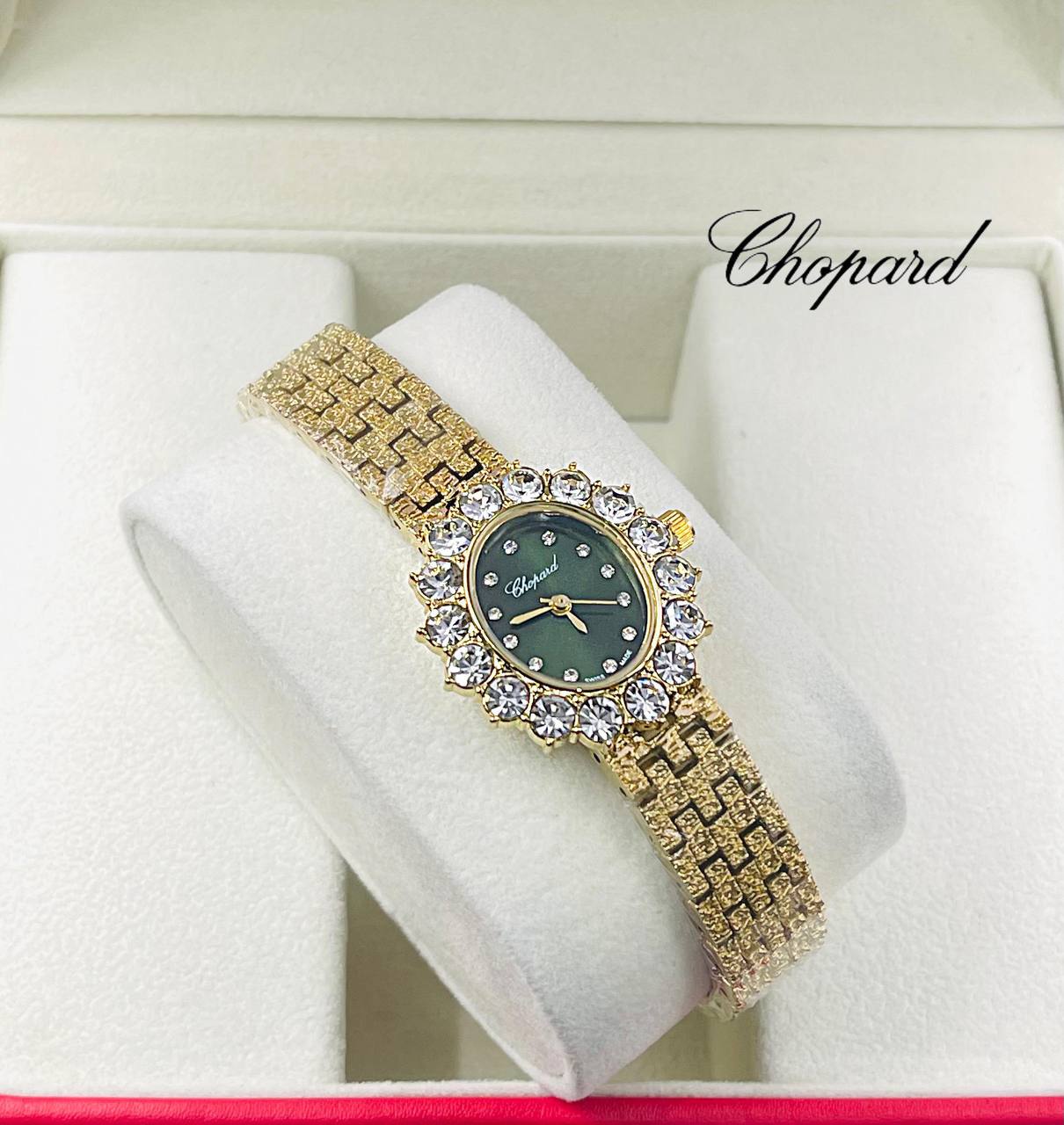 Chopard Ladies
55 dhs✅

Zain29
♥️♥️♥️