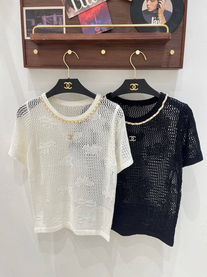 CHANEL
Women’s Tshirt 
Master Quality 
SML
250 dhs✅

Zain276
♥️♥️♥️
