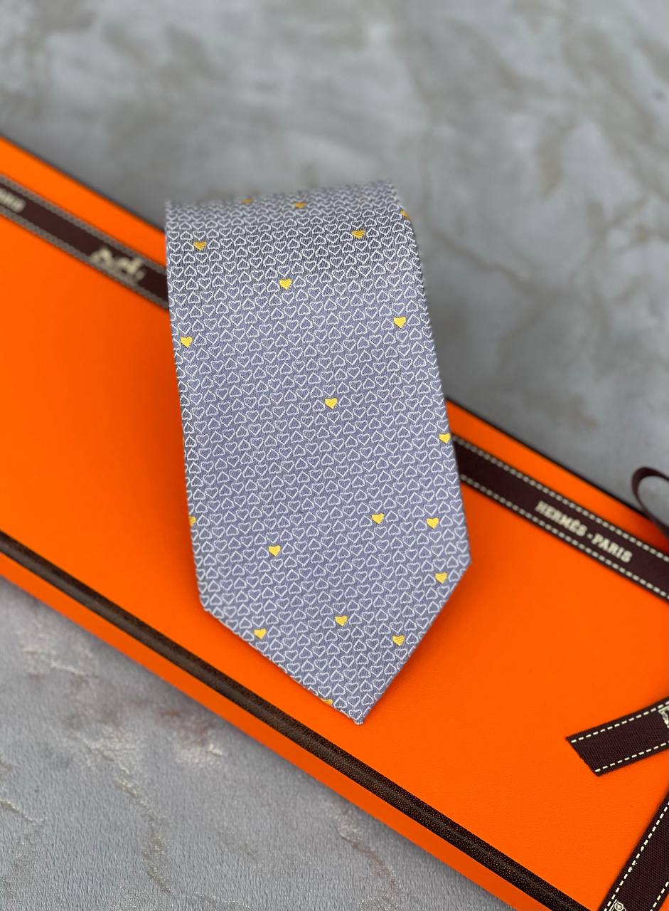 *Tie*
*Master quality*
180 dhs🪙💕

Zain179
♥️♥️♥️