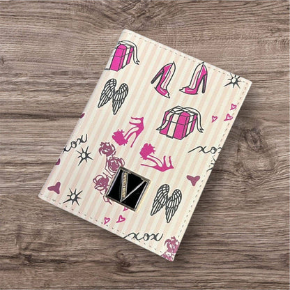 Victoria's Secret 

Passport holder 

new came 

20 dhs🇦🇪🇦🇪

Zain39
♥️♥️♥️