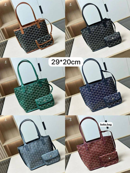 🌈 Goyard Small
1️⃣ First quality 
Size : 29 * 20 cm
75 dhs✅

Zain115
♥️♥️♥️