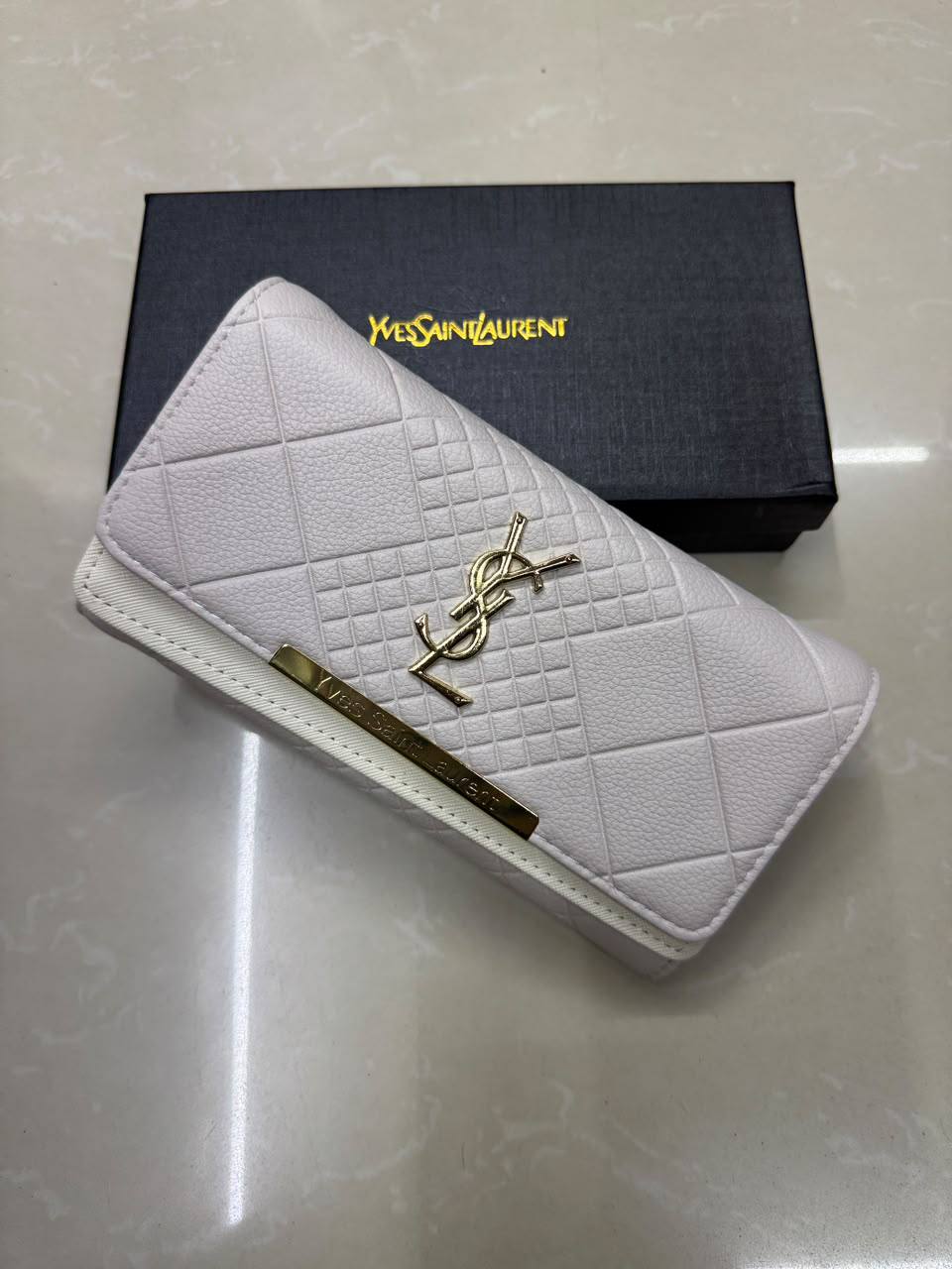 MK
YSL-Long wallet 

With box 
40 dhs🇦🇪🇦🇪🇦🇪

Zain50
♥️♥️♥️