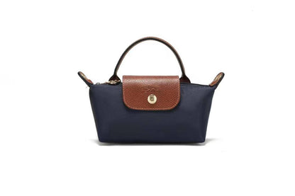 Long Champ mini 
Size：17cm
50 dhs🇦🇪🇦🇪

Zain136
♥️♥️♥️