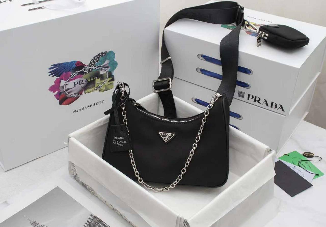 Gucci - YSL - 
Chanel - Goyard - Miu Miu
Master🌺🌺
For Price 👇 WhatsApp✅
0568585901 
0507557372
0552275751 Owner Zain 👌

Zain192
♥️♥️♥️