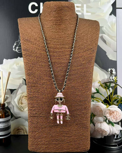Necklace Chanel Master
140 dhs🪙💕

Zain89
♥️♥️♥️