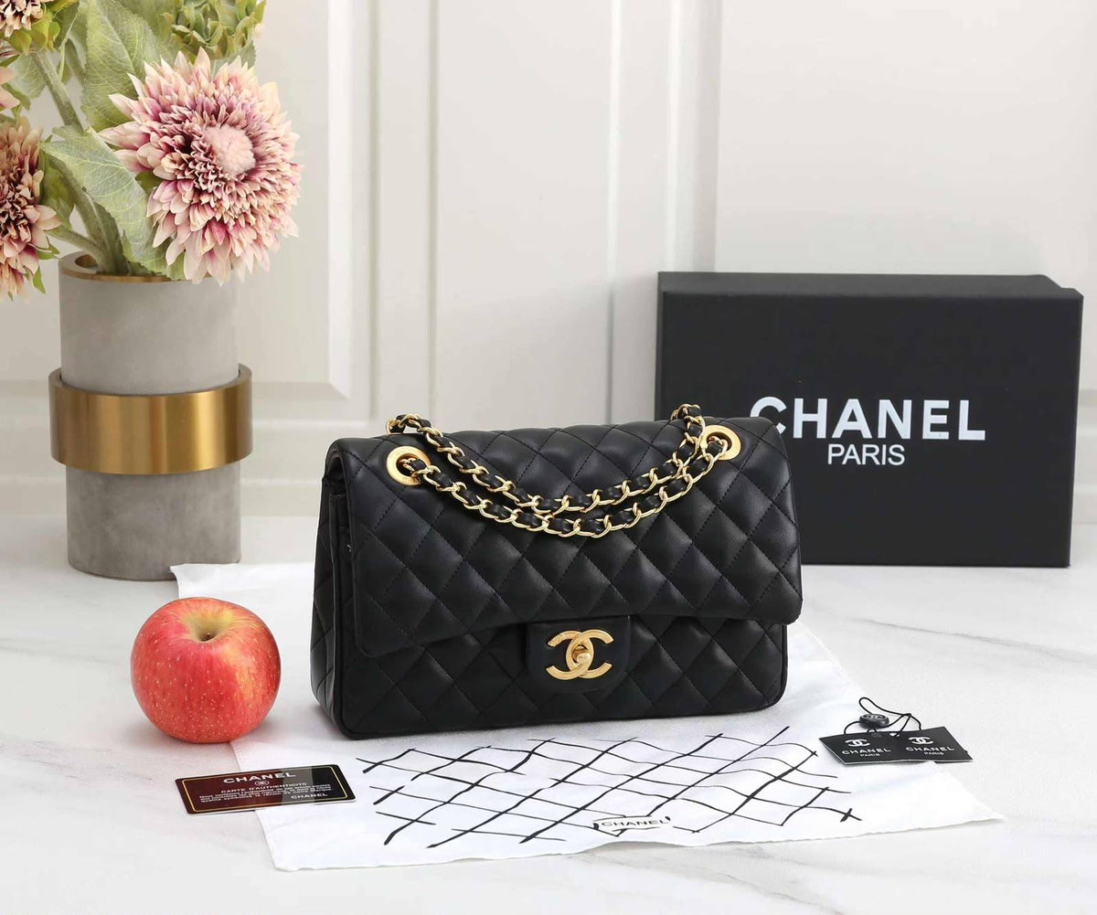 Chanel
with box 

115 dhs🇦🇪🇦🇪

Zain114
♥️♥️♥️