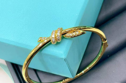 Tiffany Bangle* ⚡️
Master quality 

60 dhs🪙🌨️

normal box 📦

Zain48
♥️♥️♥️