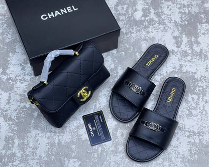 Chanel
Bag&shoes. Set.  
170 dhs❣️

Zain175
♥️♥️♥️