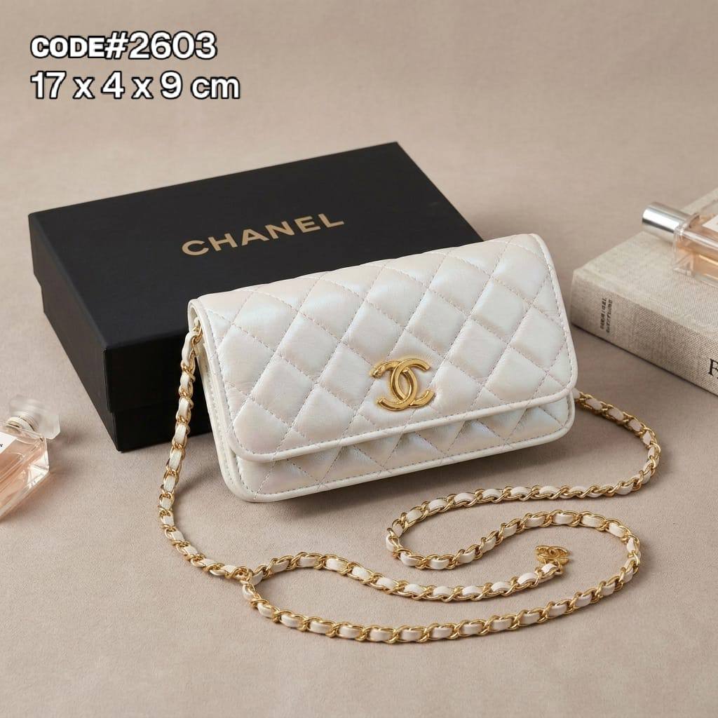 Chanel PHONE
ᴄʀᴏss ʙᴀɢ
ғʟᴀᴘ ʟᴀᴍʙsᴋɪɴ ʟᴇᴀᴛʜᴇʀ
ᴄʜᴀɴᴇʟ ʟᴏɢᴏ ᴀᴅᴊᴜsᴛᴀʙʟᴇ
ғᴏʀ ᴄʜᴀɪɴ ɢᴏʟᴅ sᴛʀᴀᴘ
sɪᴢᴇ : 17 cm
ᴡɪᴛʜ BOX

75 dhs🇦🇪🇦🇪

Zain31
♥️♥️♥️