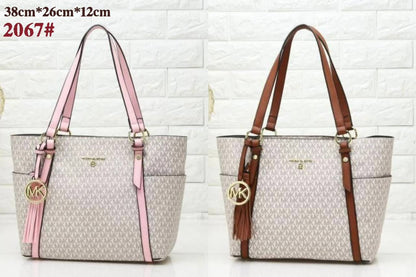 MK  
GOOD QUALITY 
105 dhs🇦🇪🇦🇪

Zain295
♥️♥️♥️