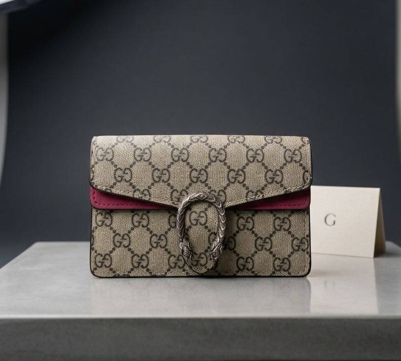 GUCCI MINI 
GOOD QUALITY ☘️
100 dhs🇦🇪🇦🇪
WITH BOX 📦

Zain28
♥️♥️♥️