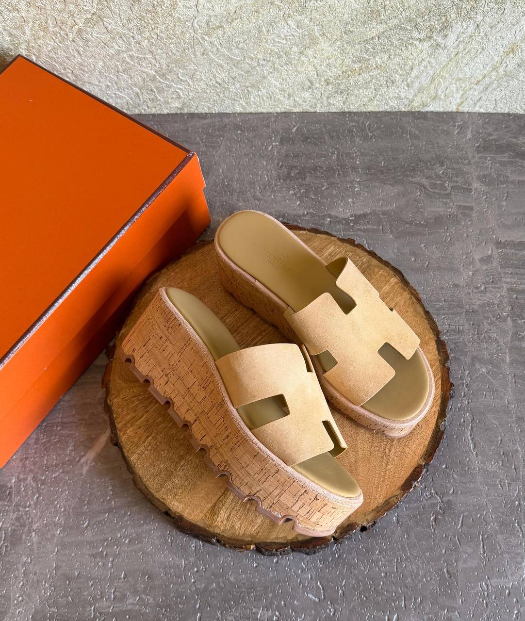 HERMES 
SuperMaster Quality 💯
450 dhs✅
Size: 36-41 💥

Zain171
♥️♥️♥️