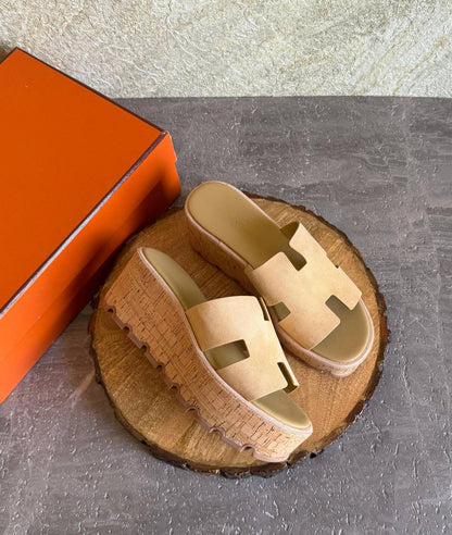HERMES 
SuperMaster Quality 💯
450 dhs✅
Size: 36-41 💥

Zain171
♥️♥️♥️