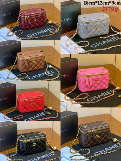 CHANEL  
GOOD QUALITY 
WITH BOX 
100 dhs💓

Zain295
♥️♥️♥️