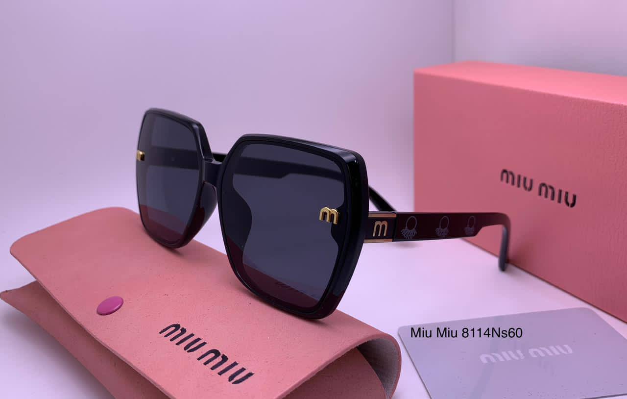 Miu Miu
70 dhs🪙🌨️

Zain126
♥️♥️♥️