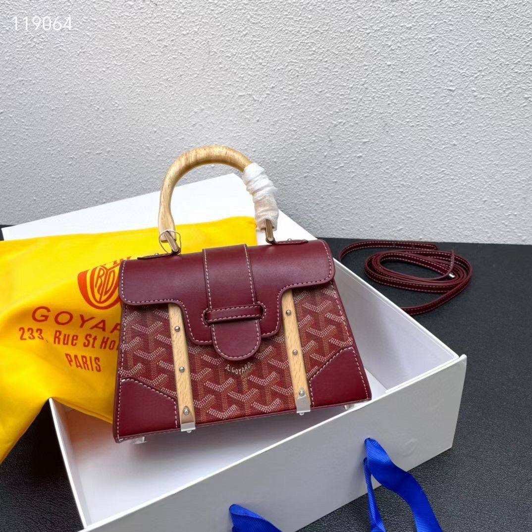 GOYARD 

RESTOCK HIGH QUALITY  

WITH BOX 
🎁🎁🎁
130 dhs❣️

Zain39
♥️♥️♥️