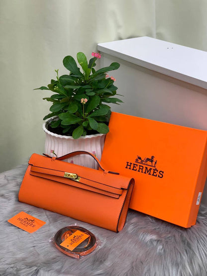 Hermes 
SIZE……….    31CM🌷

85 dhs🇦🇪

with box
🎁🎁🎁

Zain244
♥️♥️♥️