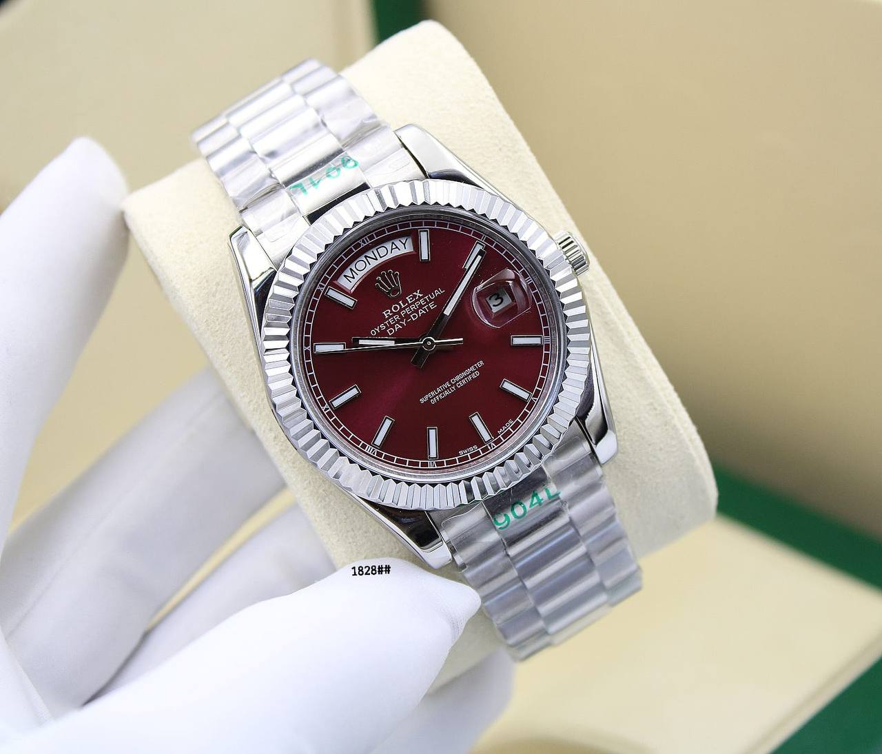 ROLEX MEN GOOD QUALITY
240 dhs✅

Zain304
♥️♥️♥️