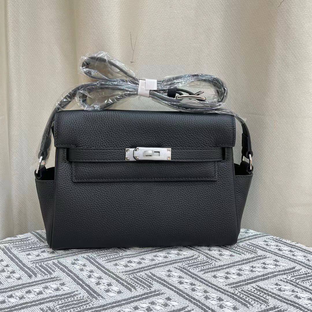 Hermes 🔥🔥🔥
Master
For Price 👇 WhatsApp✅
0568585901 
0507557372
0552275751 Owner Zain 👌

Zain192
♥️♥️♥️