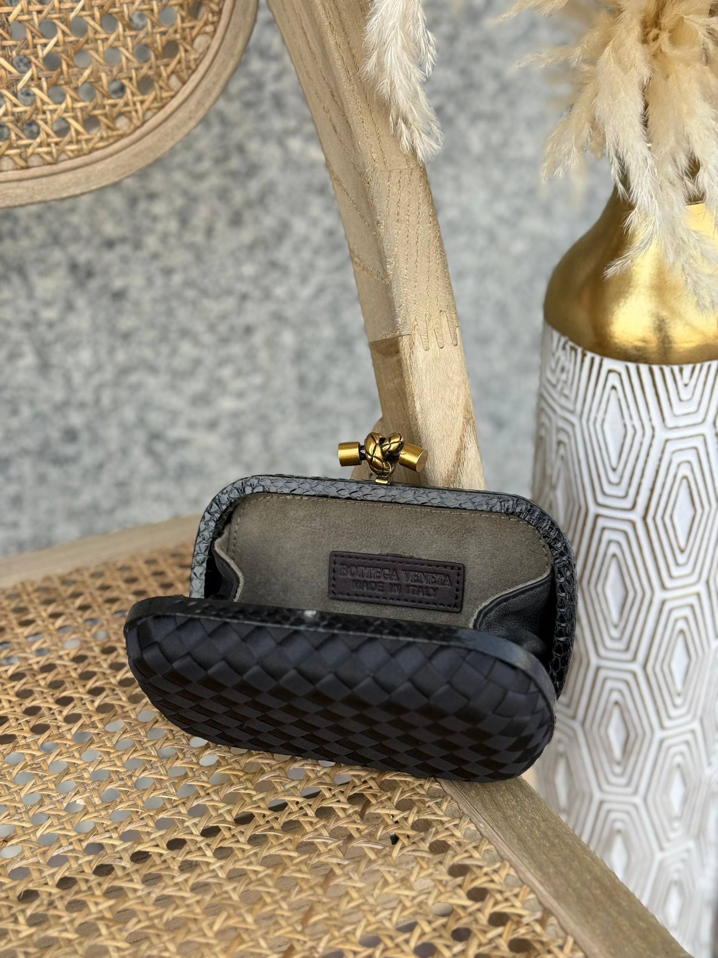 BOTTEGA VENETA

16cm
320 dhs🗽
Super Master Quality✨✨✨
With box🎁

Zain167
♥️♥️♥️