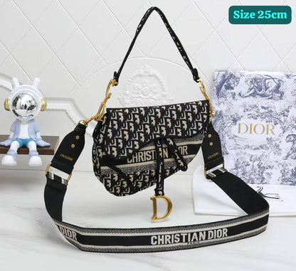 Dior
Good quality 
with box 
110 dhs✅

Zain186
♥️♥️♥️