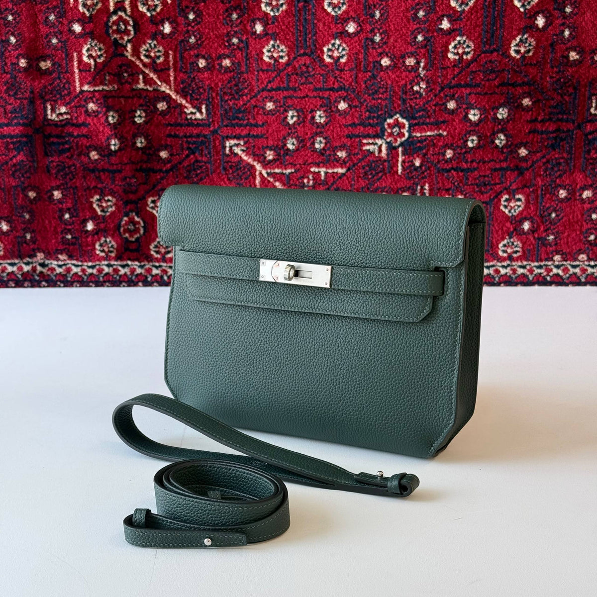 Hermes

For Price 👇 WhatsApp✅
0568585901 
0507557372
0552275751 Owner Zain 👌

Zain320
♥️♥️♥️