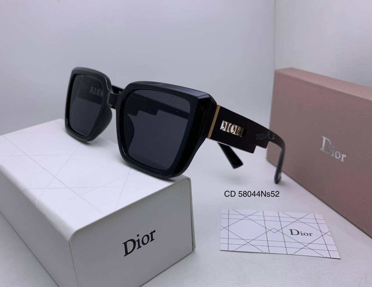 Dior
70 dhs✅

Zain126
♥️♥️♥️