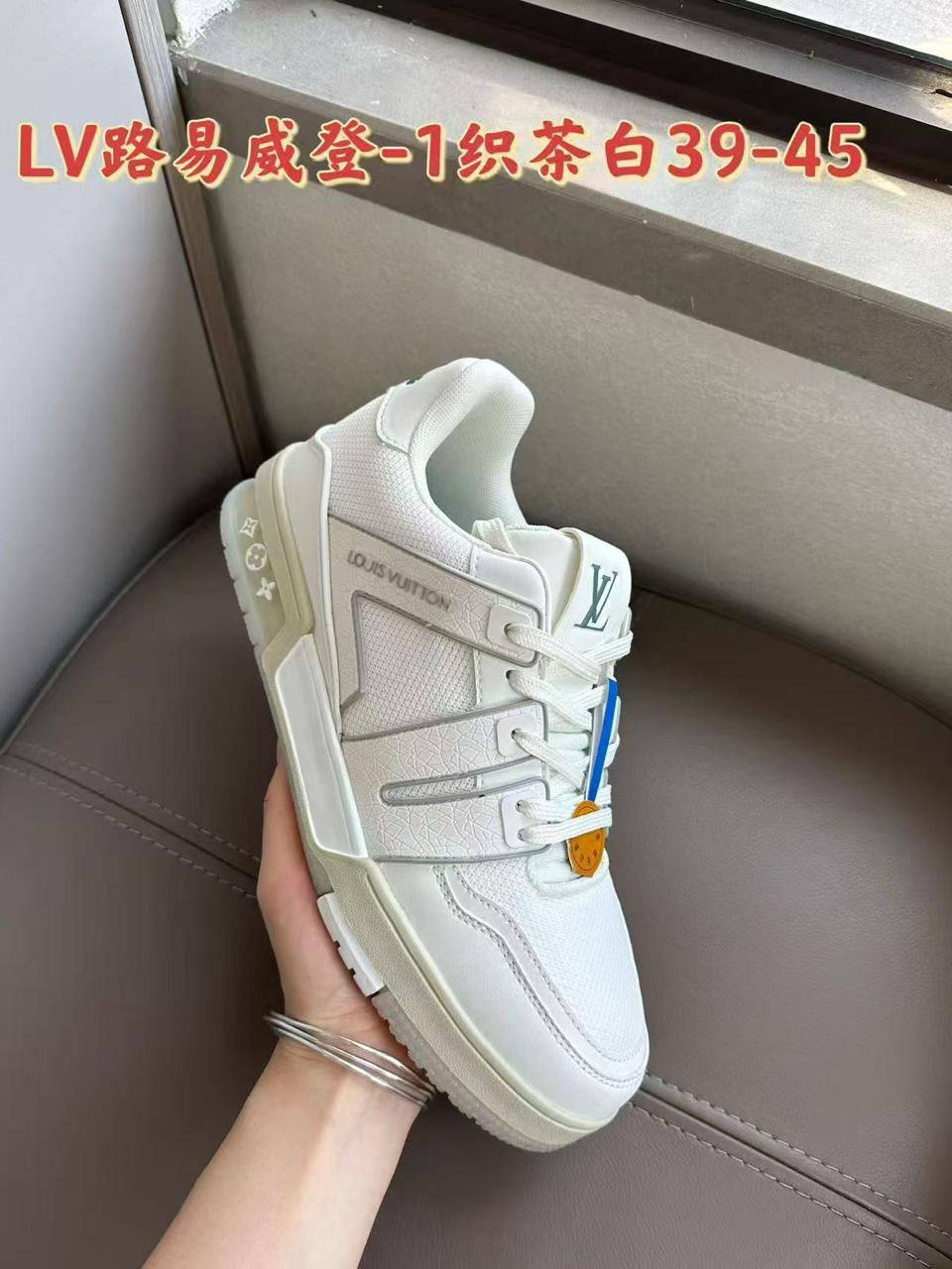 LV
High Quality
170 dhs✅

Zain183
♥️♥️♥️