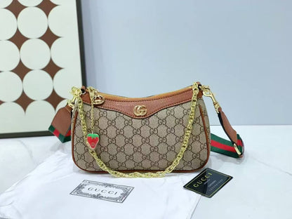 Gucci

withbox 🎁🎁🎁

95 dhs❣️

Zain143
♥️♥️♥️