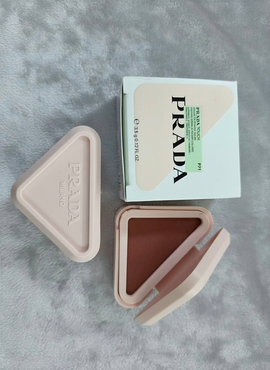 Prada

50 dhs

Zain36
♥️♥️♥️