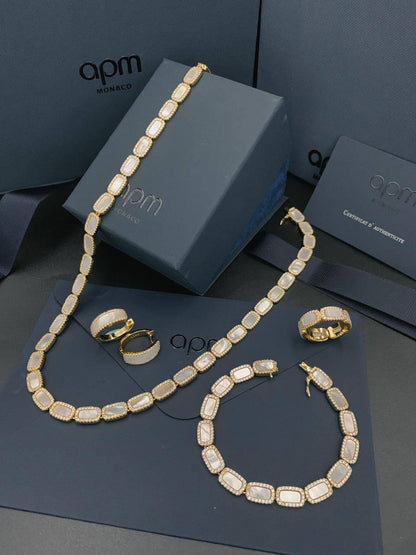 APM SET
MASTER SET✨💫
NECKLACE BRACELET EARRINGS RING
WITH SAME BOX AND PAPER 🛍️🎁
400 DHS💓

Zain89
♥️♥️♥️