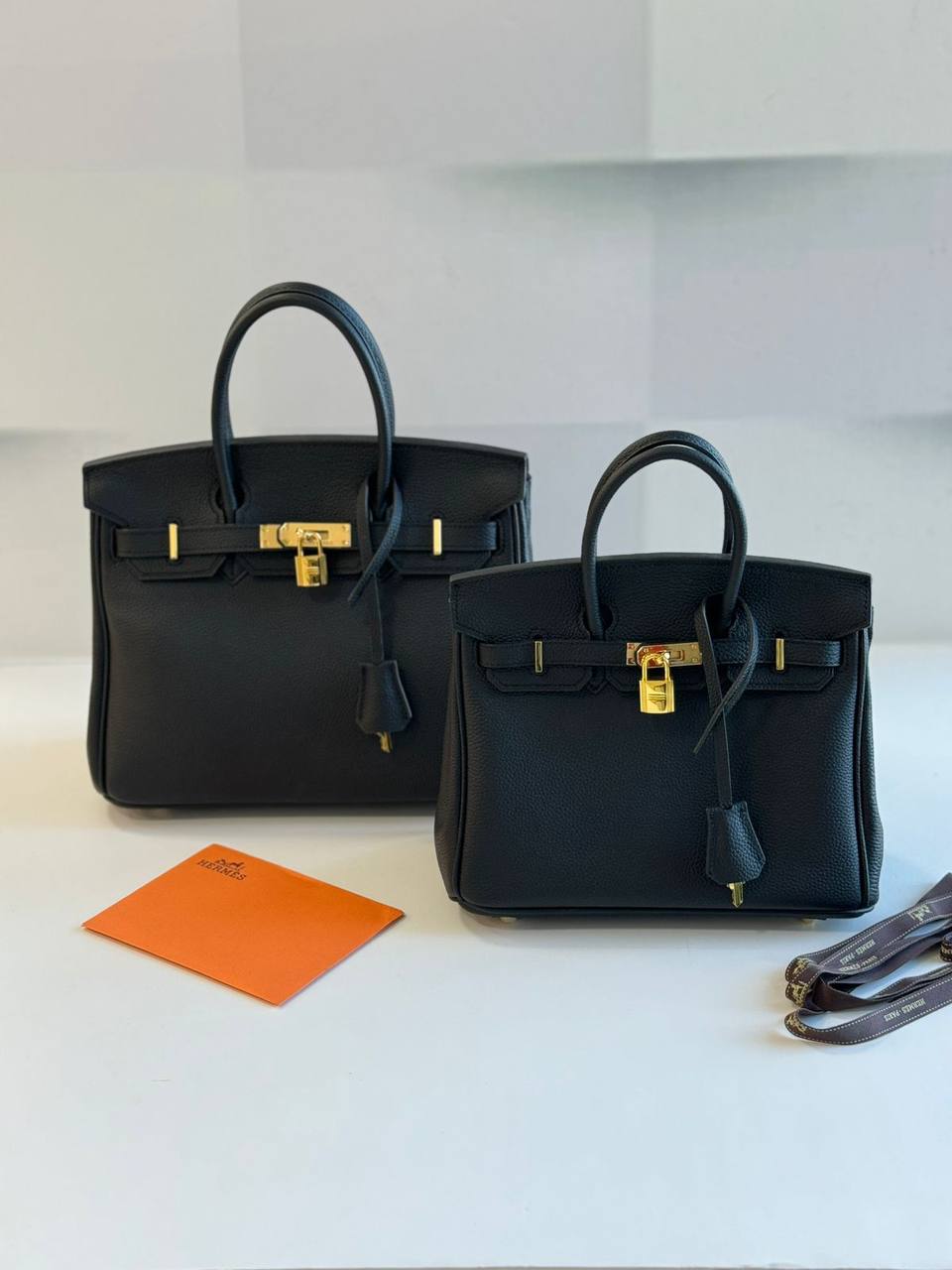 Hermes Berkin 
Master
    30Cm 380 AED
    25Cm 360 AED
    20Cm 330 AED
    With Good Box🎁

Zain131
♥️♥️♥️