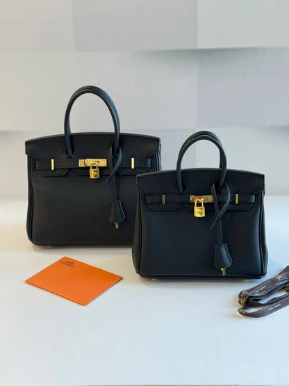 Hermes Berkin 
Master
    30Cm 380 AED
    25Cm 360 AED
    20Cm 330 AED
    With Good Box🎁

Zain131
♥️♥️♥️
