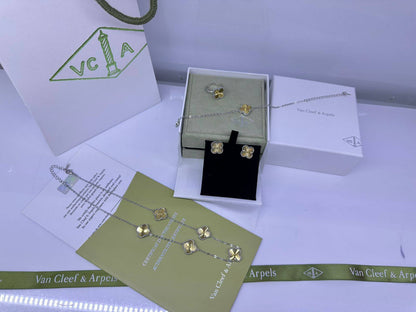 VCA SET❤️‍🔥*
Stainless steel 💯
Non tarnish 💯
5 flower necklace 🦋
Earring 🌸
Ring 💍 free size 
Bracelet 🔥
With normal boxes 🗃️ 
50 dhs🌺
With Same master box 📦 
85 dhs🌺

Zain216
♥️♥️♥️