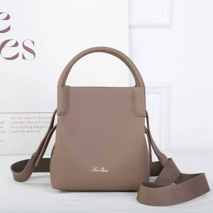 Loro piana 

95 dhs💚 

with box
🎁🎁🎁

Zain235
♥️♥️♥️