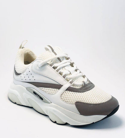 Dior B22 'White Grey'🤍💨
36-45 AVAILABLE 
270 dhs✅

Zain242
♥️♥️♥️