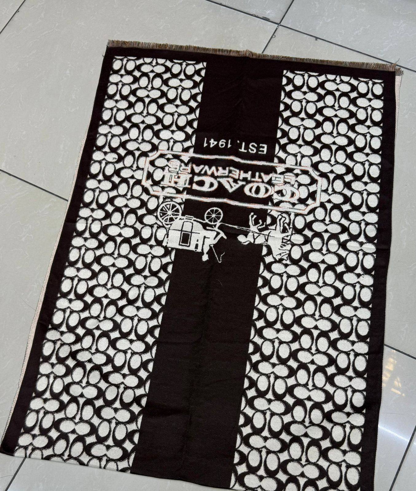 Winter scarf 
45 dhs🪙🌨️

Zain93
♥️♥️♥️