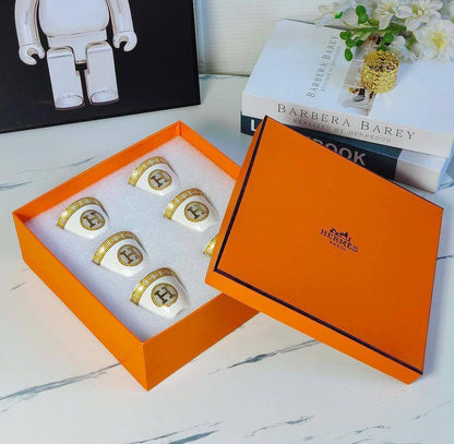 Coffee cups

95 dhs set

Zain205
♥️♥️♥️