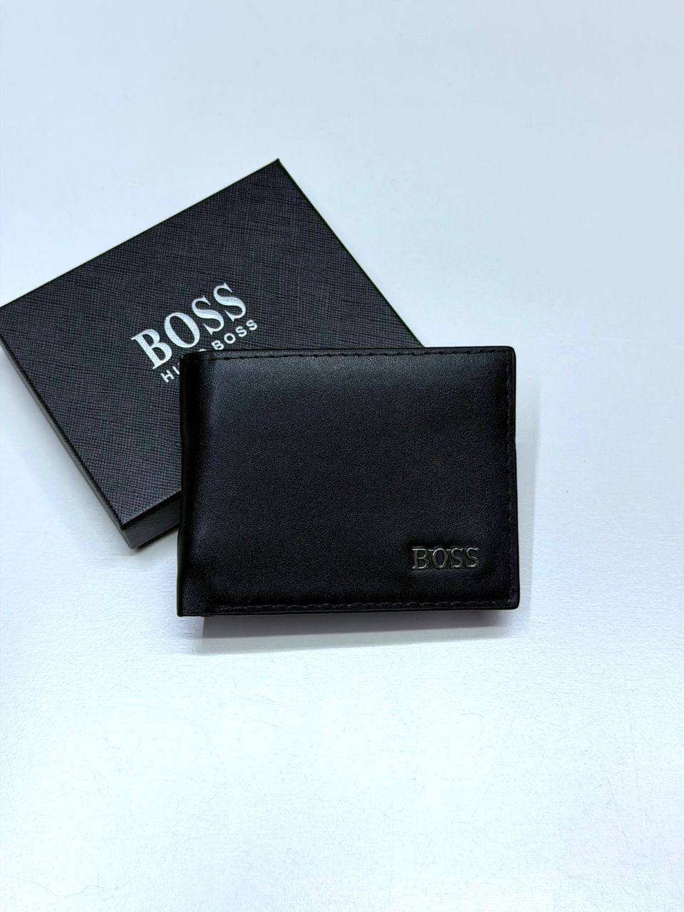 Men's wallet
30 dhs✅
With box
🎁🎁🎁

Zain42
♥️♥️♥️