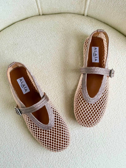 ALAIA
Super *AAA* *+* Quality 💯 
With original packing🎁🎁
SIZE:36and41
Available now
450 dhs🇦🇪🇦🇪

Zain309
♥️♥️♥️