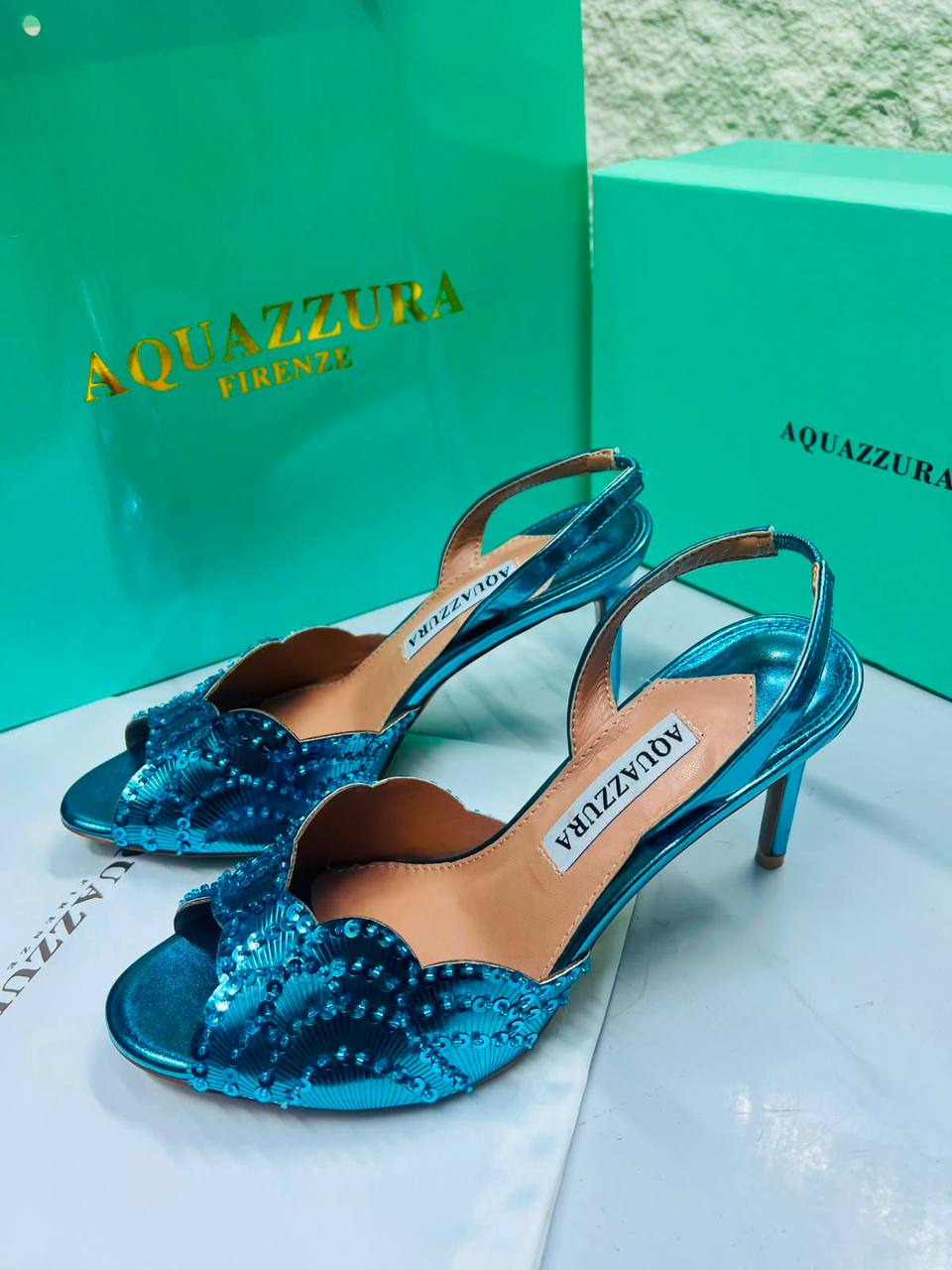 AQUAZZURA 9CM
HIGH QUALITY 💯
Size 36-37-38-39-40-41

130 dhs🇦🇪🇦🇪

Zain21
♥️♥️♥️