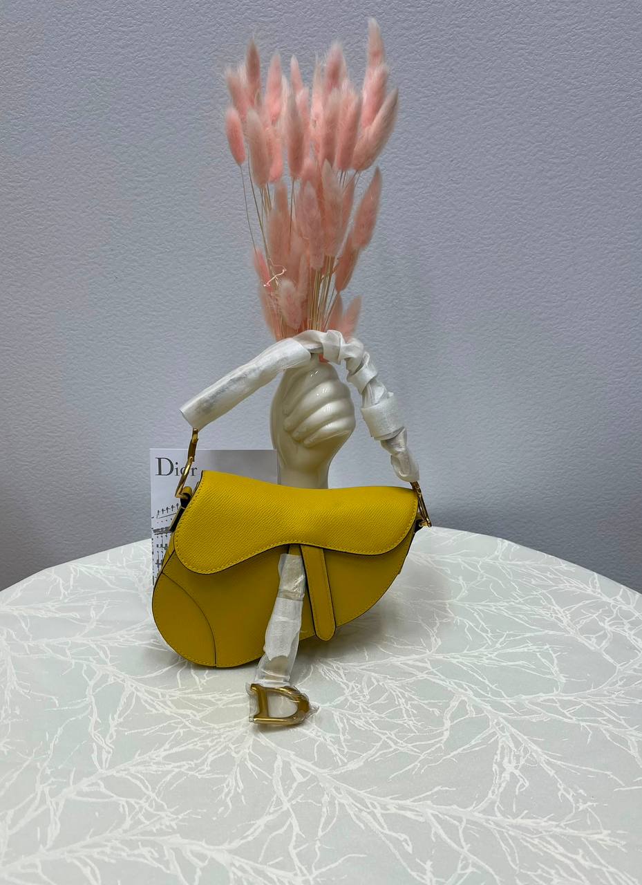 DIOR 💫💫💕
Super master quality 🔥🔥🔥💯
Available 💕💕💕
With full package 🎁
For Price 👇 WhatsApp✅
0568585901 
0507557372
0552275751 Owner Zain 👌

Zain252
♥️♥️♥️