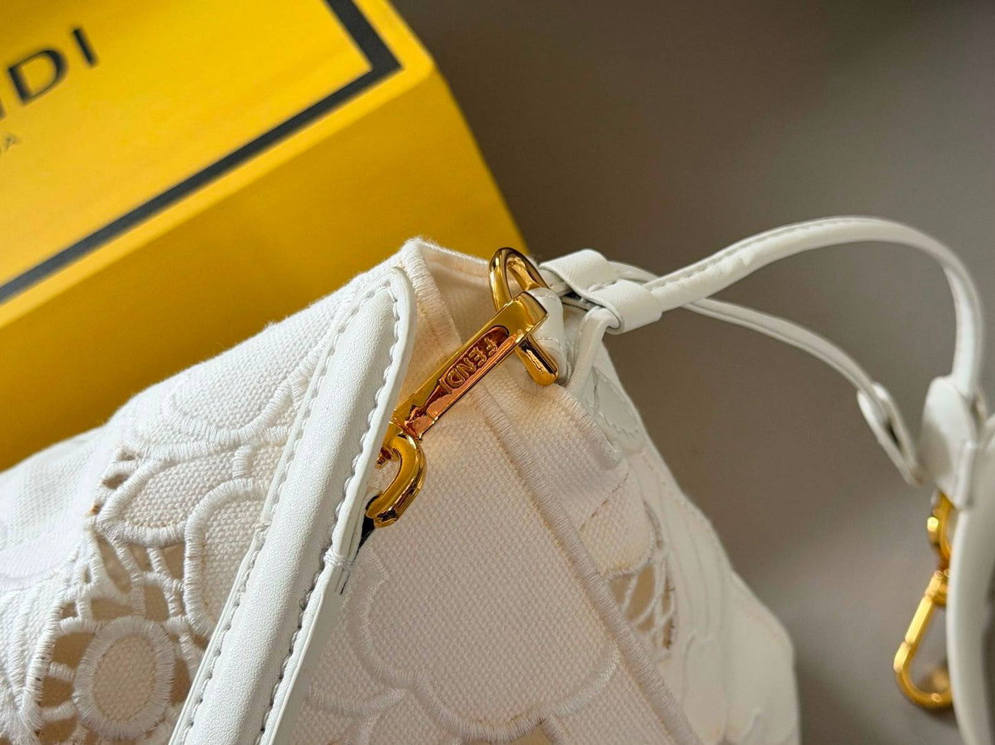 FENDI 
NEW DESIGN
 MASTER QUALITY WITH BOX 
350 DHS✅

Zain295
♥️♥️♥️