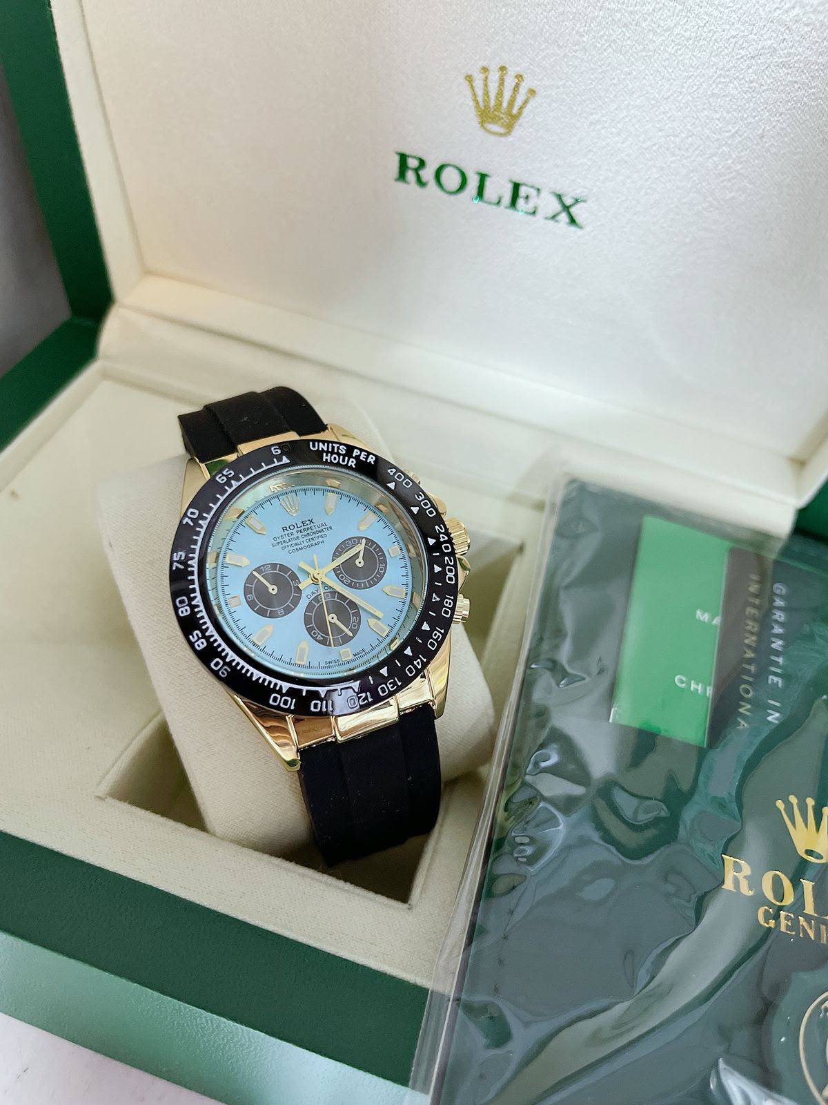 Men’s watch 
55 dhs🇦🇪🇦🇪

Zain45
♥️♥️♥️