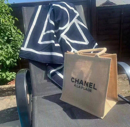 Chanel
95 dhs✅
size:31/30/15

Zain07
♥️♥️♥️
