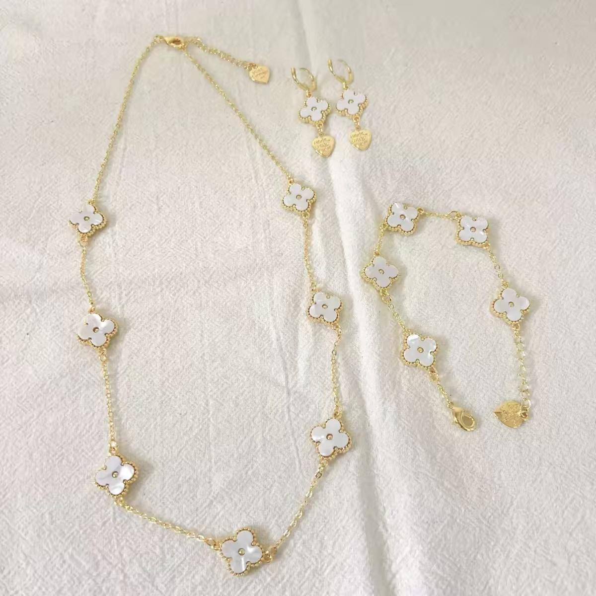 VCA
normal quality
45 dhs🪙

Zain263
♥️♥️♥️