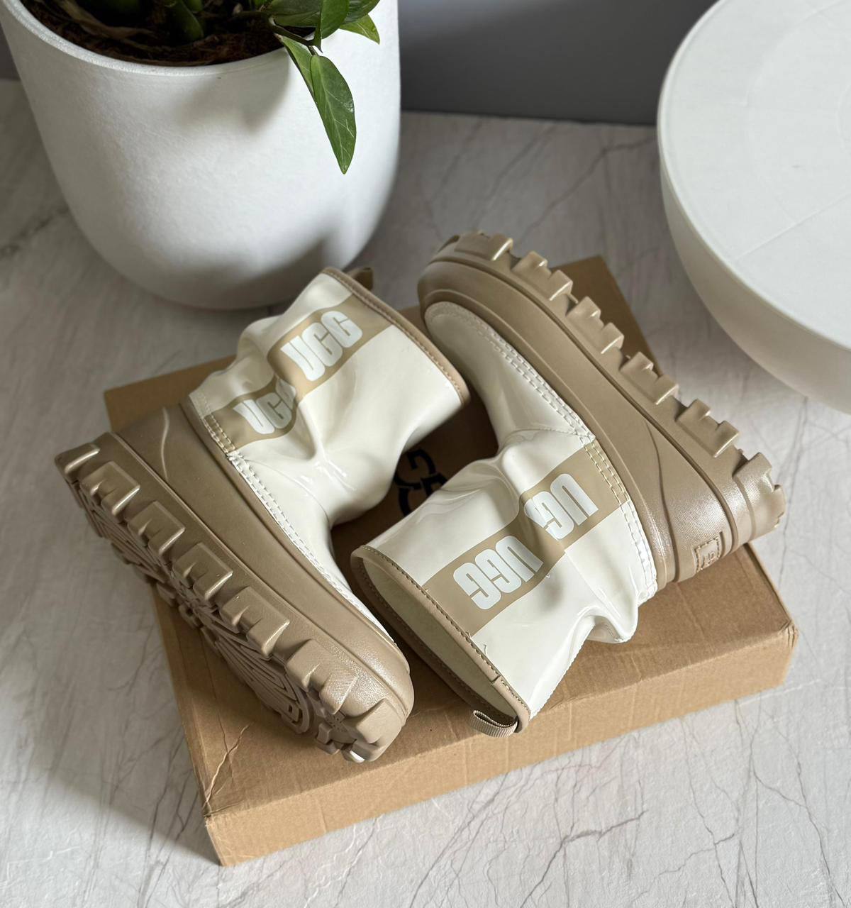 UGG
SuperMaster Quality 💯
Size: 36-41💥
For Price 👇 WTSP Text Zain 0568585901

Zain171
♥️♥️♥️