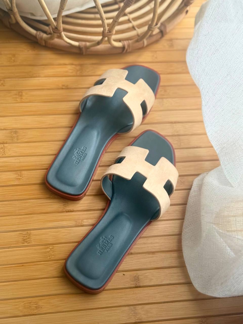Hermes
AA Quality
𝗦𝗶𝘇𝗲: 𝟯𝟲 𝘁𝗼𝗼 𝟰𝟭 
450 dhs🇦🇪🇦🇪

Zain303
♥️♥️♥️