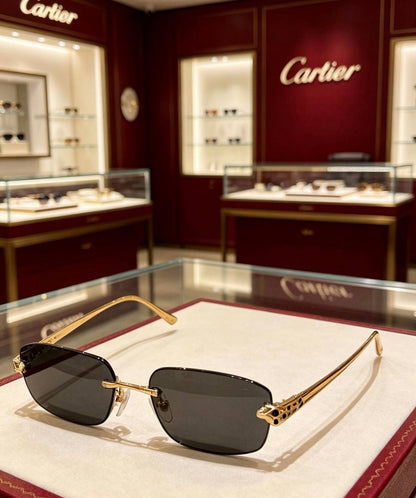 *Sunglasses 🕶️ ❤️‍🔥*
Super master quality 💯
With master box 🗃️ 
And paper bag 🛍️
170 dhs✅

Zain216
♥️♥️♥️